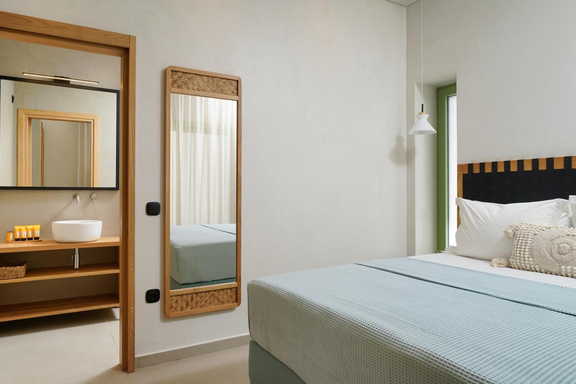 Villa Nomas With Private Pool *